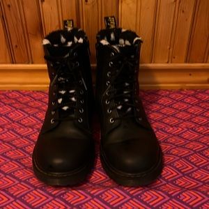 Dr. Martens 1460 Serena Faux fur lined boots size7